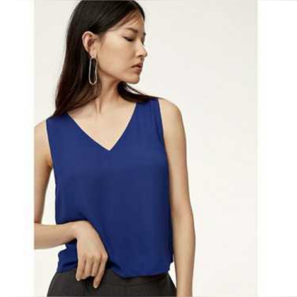 Aritzia Babaton Navy Murphy Blouse size Large
